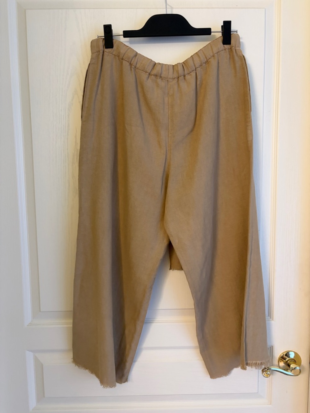 Raquel Allegra Taupe Drawstring Capris - Picture 7 of 11